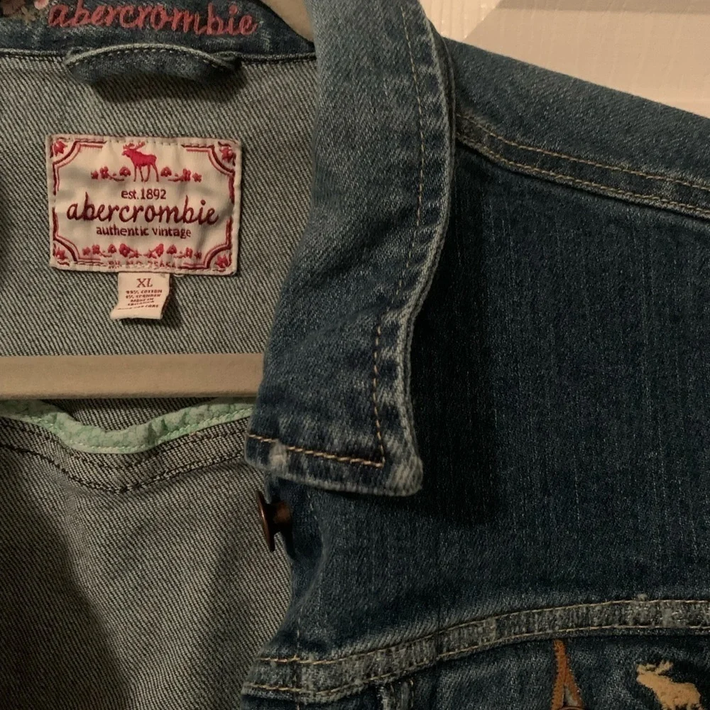 Abercrombie and Fitch Kids - Size XL - Jean Jacket
